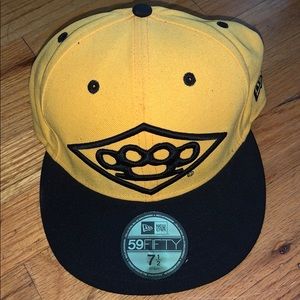 10.Deep fitted cap